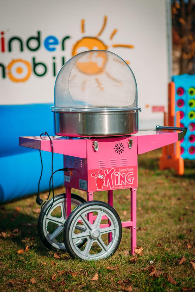 Zuckerwattemaschine mieten von eventwerk. für Großveranstaltungen Geburtstage Kinderfeste