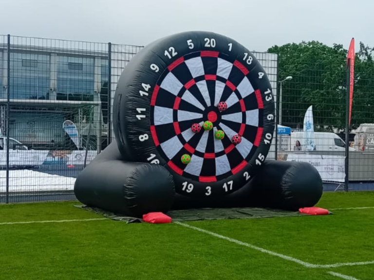 Fußball- Dart mieten für Großveranstaltungen und Outdoor Events von eventwerk.