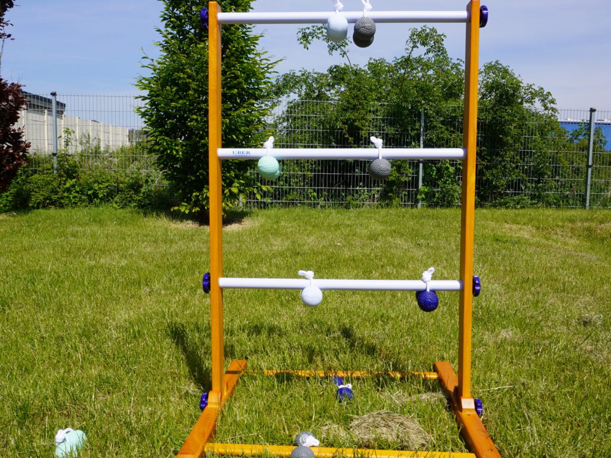 Leitergolf Eventmodul von eventwerk. begeistert auf jeder Veranstaltung – spannende Würfe, fairer Wettkampf & perfekte Unterhaltung für Firmenevents