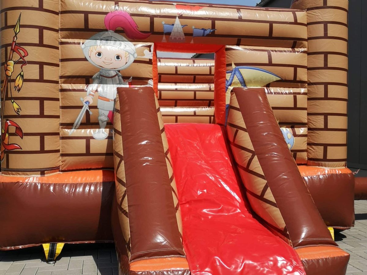 Hüpfburg Ritter mieten von eventwerk. für Kinderfeste, Geburtstage, Hochzeiten