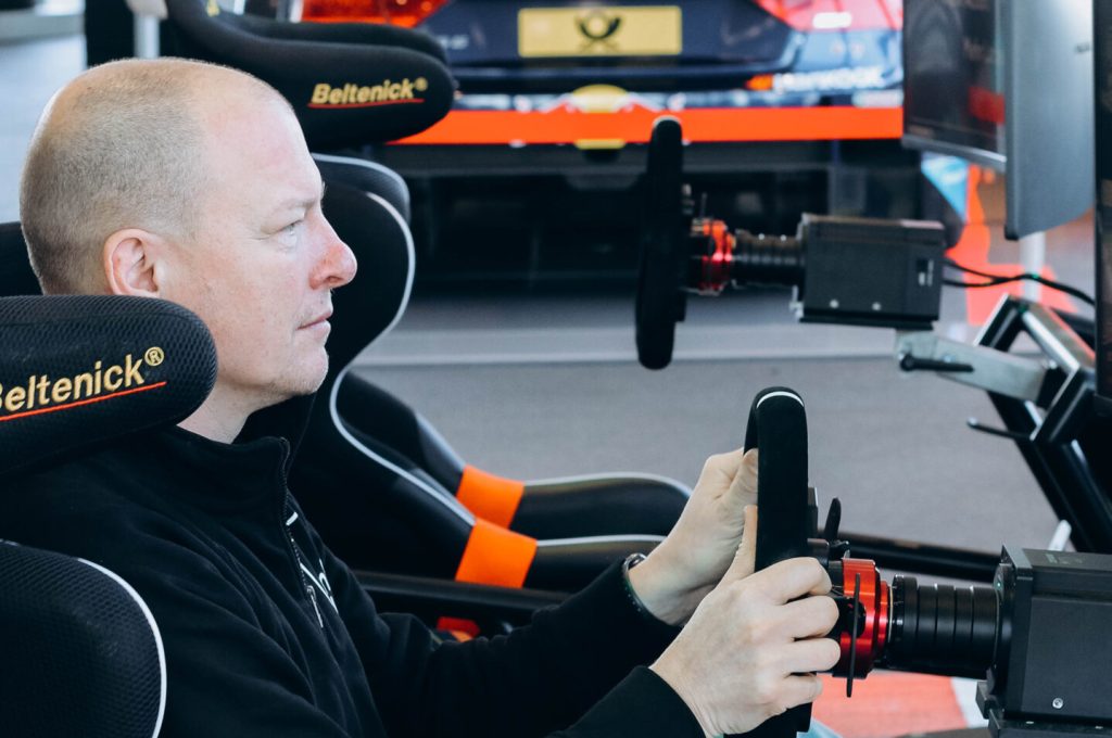 Rennsimulatoren mieten, eventwerk. bei Audi Leipzig, Premium Eventausstatter, perfekt für Firmenfeiern und private Events